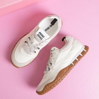 미* 타이어 테크니컬 패브릭 앤 스웨이드 스니커즈 (여성)