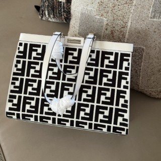 펜* 피카부 숄더백